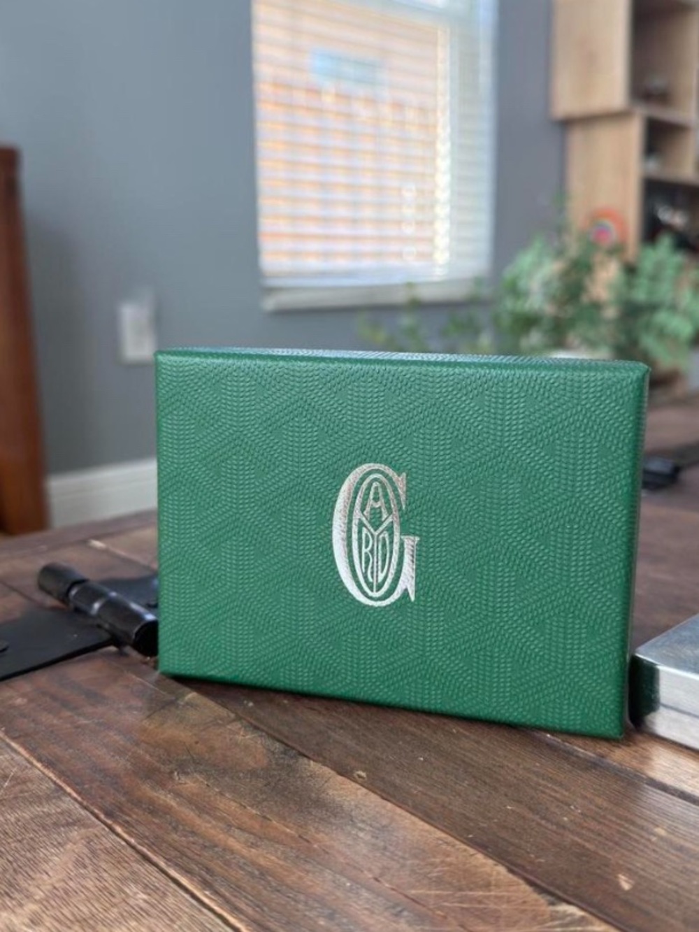 Black Cardholder
